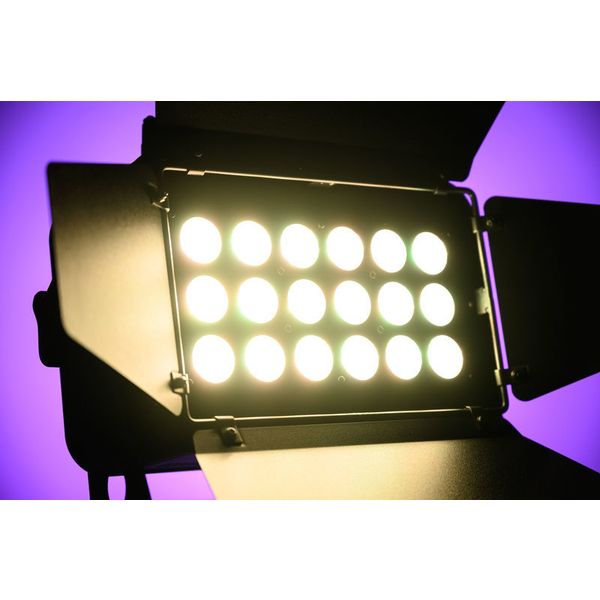 Stairville HL-x180 RGB WW