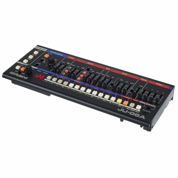 Roland JU-06A