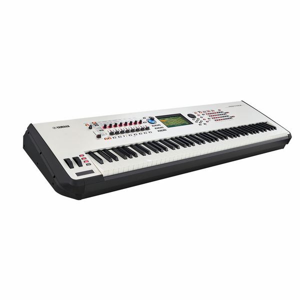 Yamaha Montage 8 White