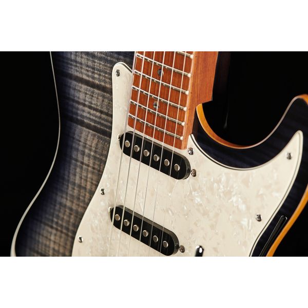 Larry Carlton S7FM TBK