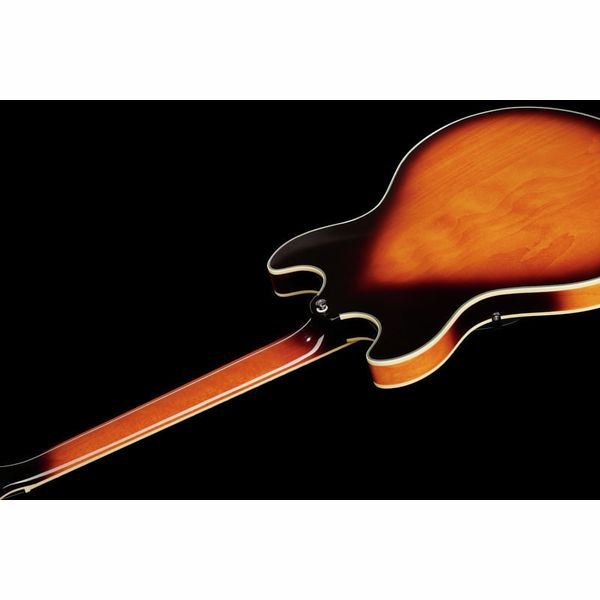 Larry Carlton H7 VS