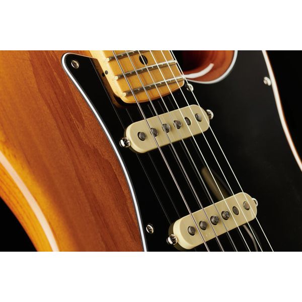 Fender AM Pro II Strat MN RST PIN
