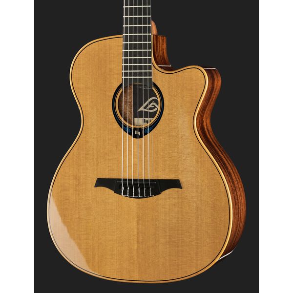La guitare Classique LAG THV15NACE HyVibe Tramontane , Comparatif, Test & Avis