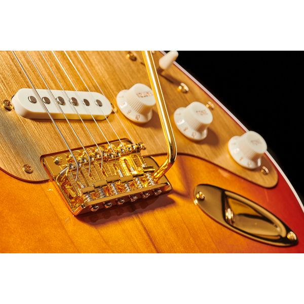 Squier 40th Anniv. Strat SSB