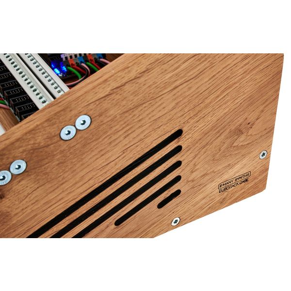 2 Many Synths Eurorack Case 7U 104HP Oak Thomann UK