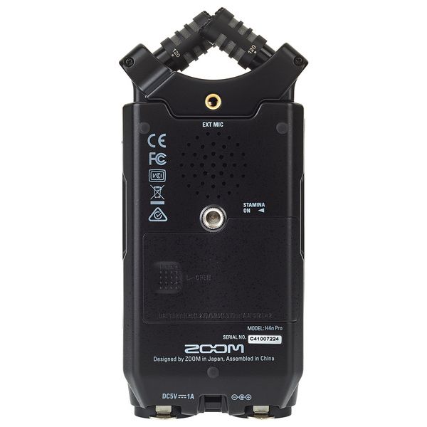 Zoom H4n Pro Black SD Card Bundle