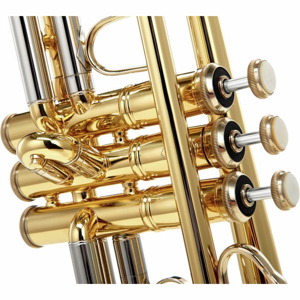 Bach 18037 Bb-Trumpet