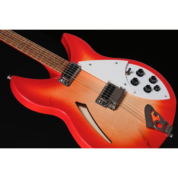 Rickenbacker 330 FG