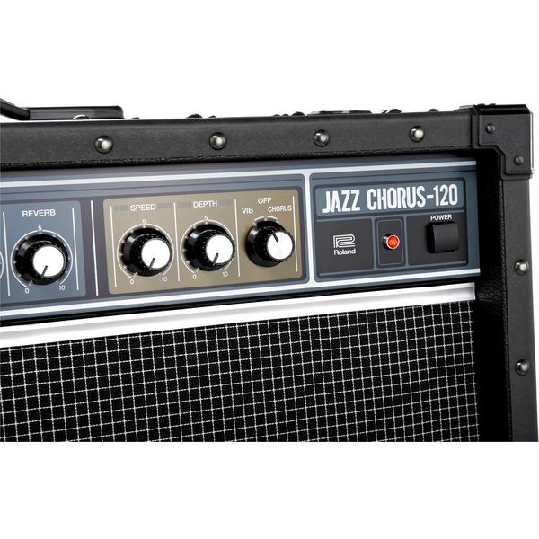 Roland JC-120
