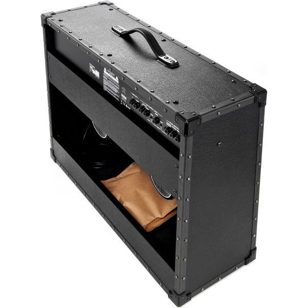 Roland JC-120
