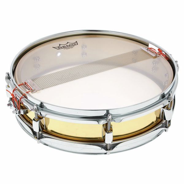 Pearl B1330 13x3 Brass Piccolo Snare Drum : : Musical  Instruments, Stage & Studio