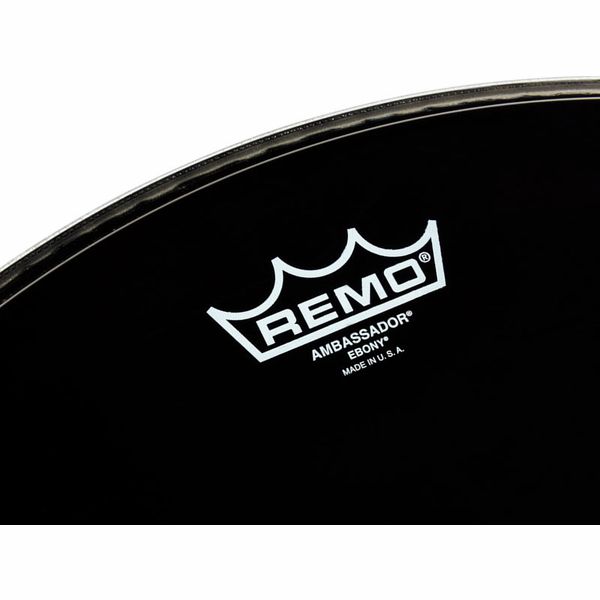 Remo 20" Ambassador Ebony Bass BK