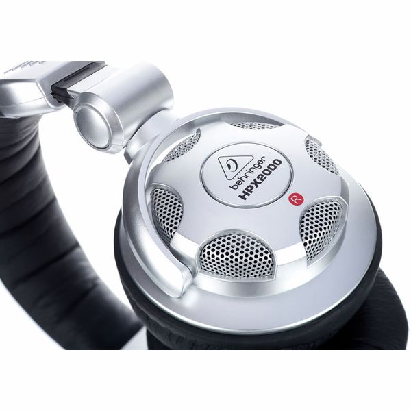 Review: Behringer HPX2000 DJ Headphones