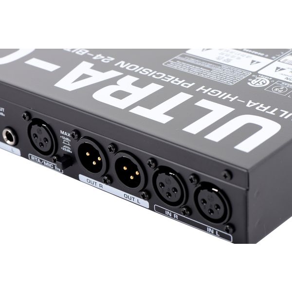 Behringer DEQ2496 Ultra-Curve Pro