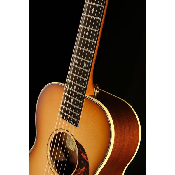 Maton EMD/6 Diesel Signature /w Case