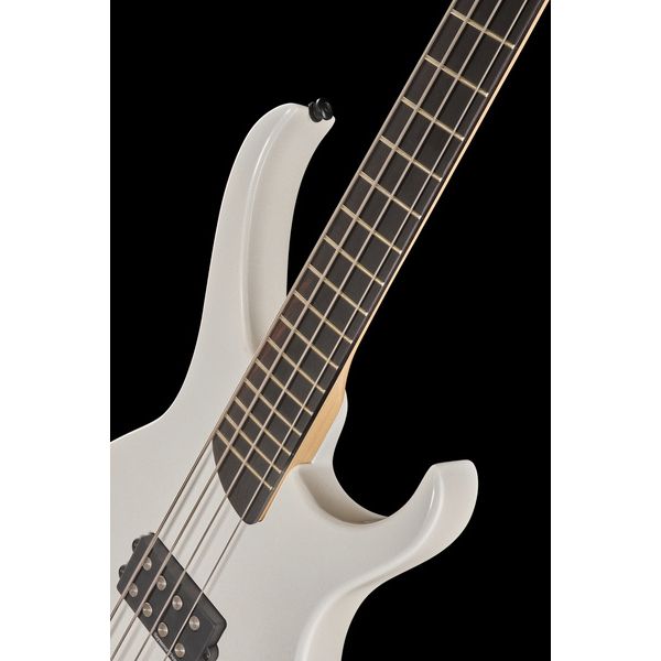 Kramer Guitars Disciple Bass Pearl White