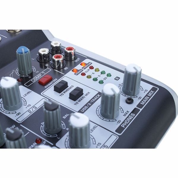 Behringer Xenyx Q502USB