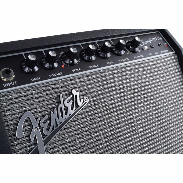 Remise en état d'un amplificateur FENDER Champ