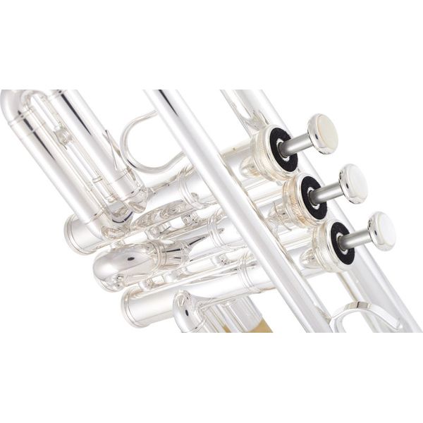 Yamaha YTR-8335S 04 Trumpet