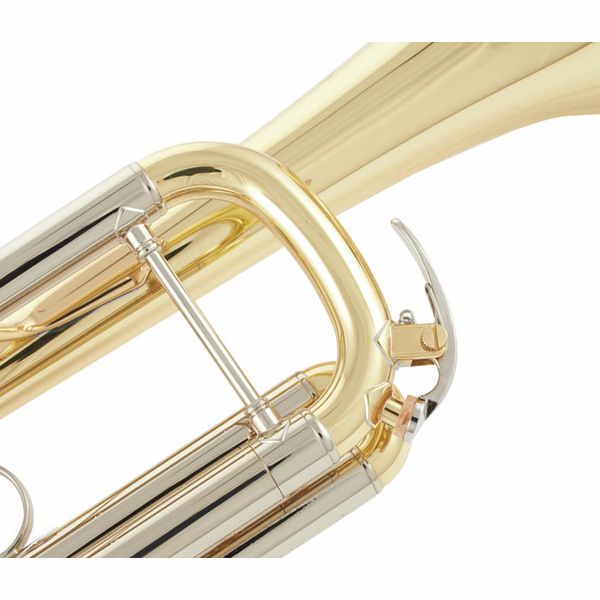 Yamaha YTR-8335R 04 Trumpet