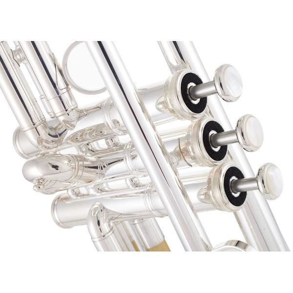 Yamaha YTR-8335RS 04 Trumpet