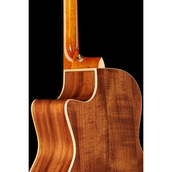 Luna Guitars Vista Wolf Cutaway A/E