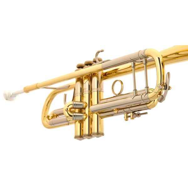 Bach ML19037 Bb- Trumpet lacquered