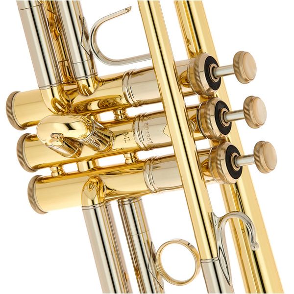 Bach ML19037 Bb- Trumpet lacquered