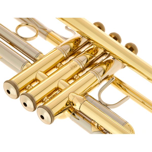 Bach ML19037 Bb- Trumpet lacquered