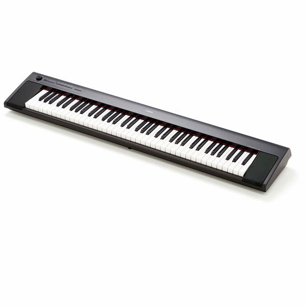 Yamaha NP-32 Piaggero Black