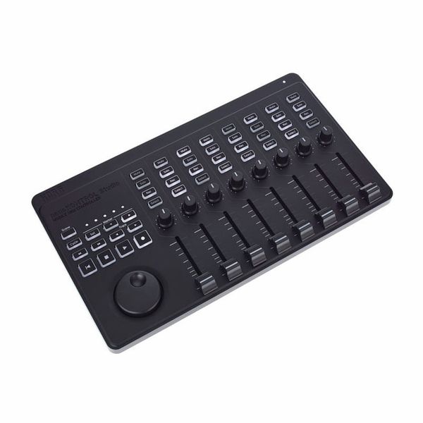 nanoKONTROL Studio - MOBILE MIDI CONTROLLER