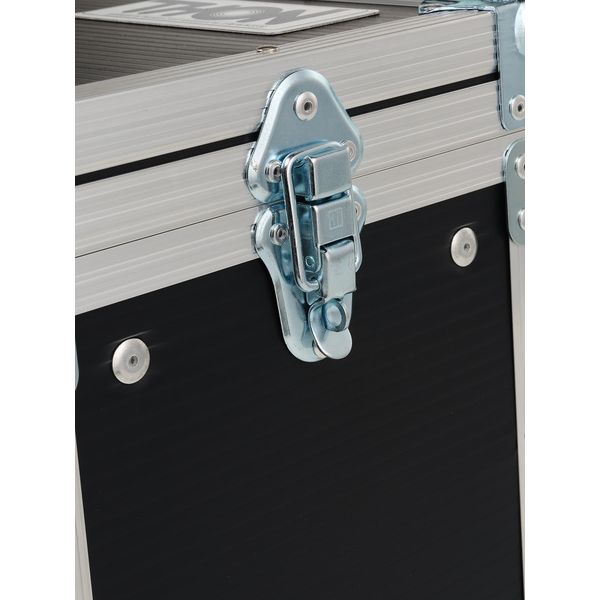 the t.bone free solo PT 660 MHz/8 CH Rack