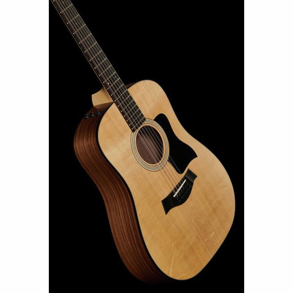 Taylor 150e Walnut