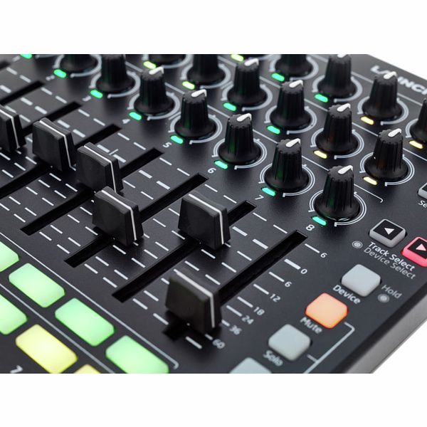 Novation Launch Control XL MK2 – Thomann United States