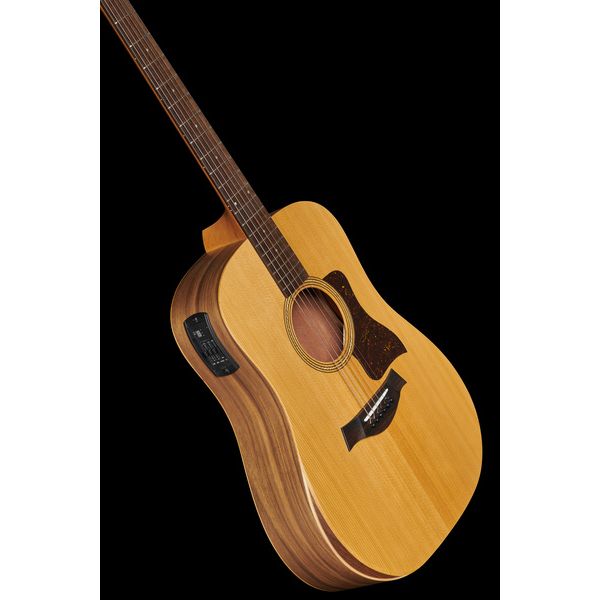 Taylor Academy Series 10e Walnut/Spru