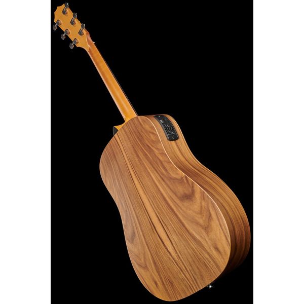 Taylor Academy Series 10e Walnut/Spru