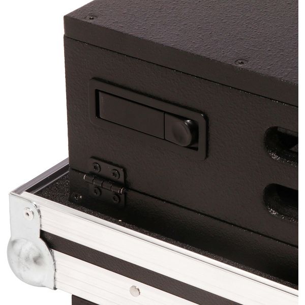 Thon Case A&H SQ5 mit Dockhouse