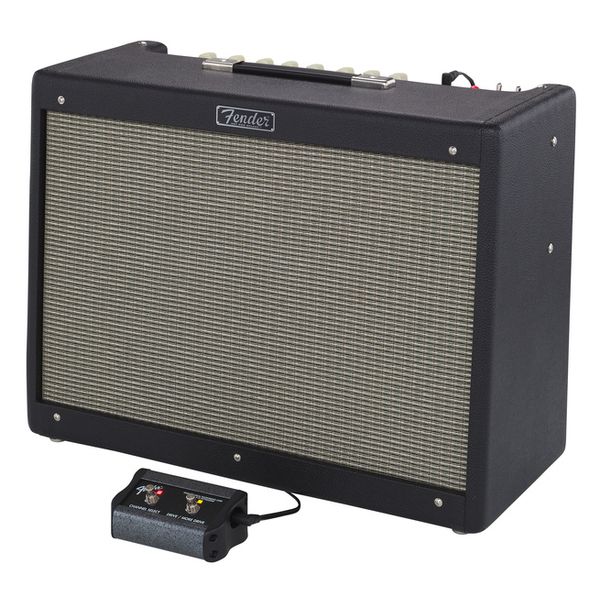 Fender Hot Rod Deluxe IV Bundle