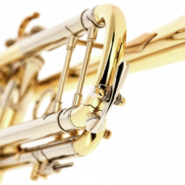 Bach ML19043 Bb- Trumpet lacquered
