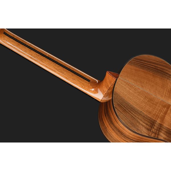 Amalio Burguet Noguera Walnut Cedar w/Case