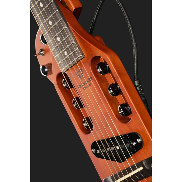 Traveler Guitar Traveler Pro Series Maple AB