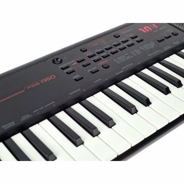  Yamaha Mini-key Portable Keyboard PSS-A50 : Musical