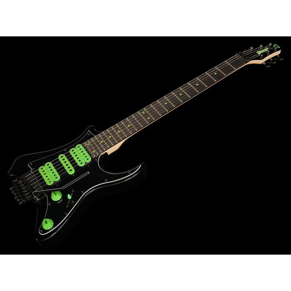 Traveler Guitar TR Vaibrant 88 DLX B