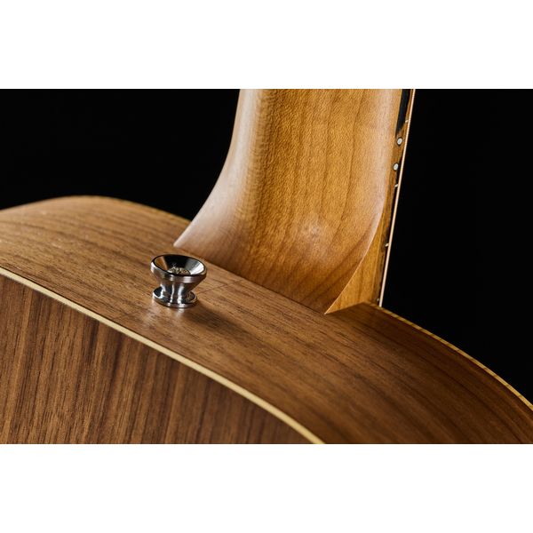 Taylor BT1e Baby Taylor Walnut