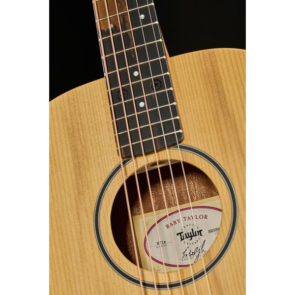 Taylor BT1e Baby Taylor Walnut