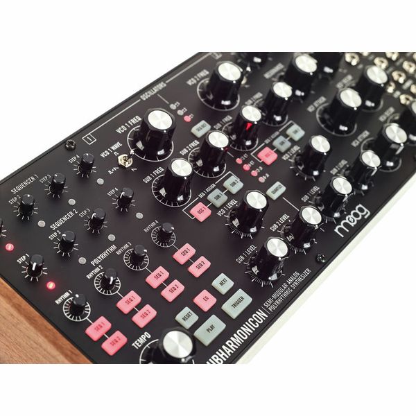 Moog Subharmonicon