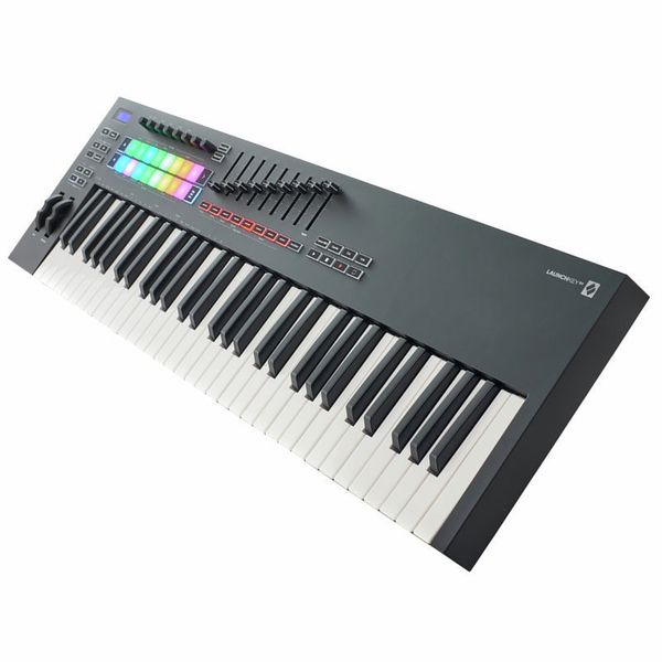 【安いHOT】Launchkey 61 MK3 アイドル