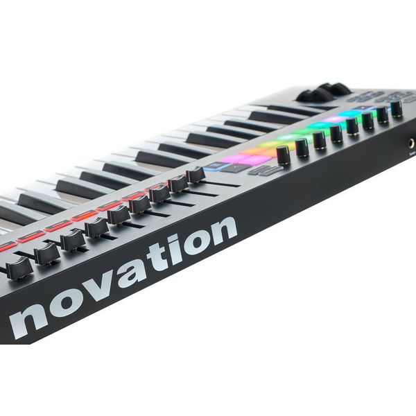 Clavier contrôleur MIDI Novation Launchkey 61 mk3