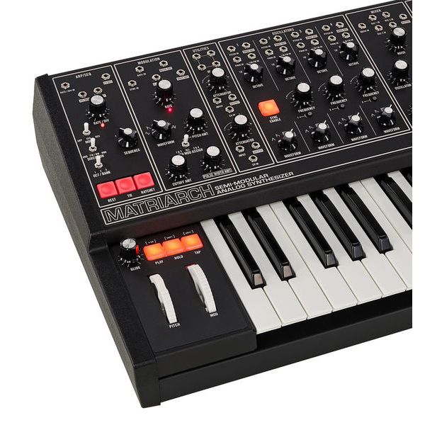 Moog Matriarch Dark