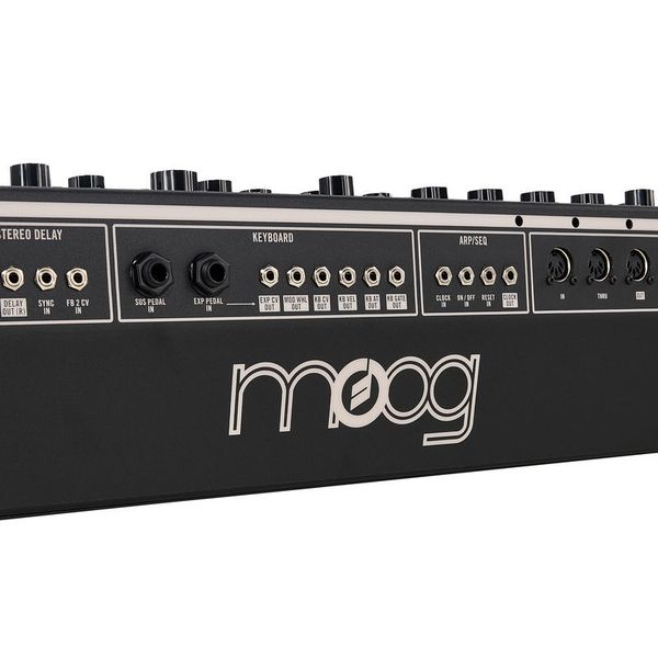 Moog Matriarch Dark